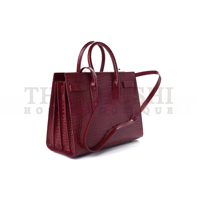 Y51 SAC DE JOUR EMBOSSED CROCODILE SHINY LEATHER RED LACQUER 898383 (26*20.5*12.5cm) Master Quality